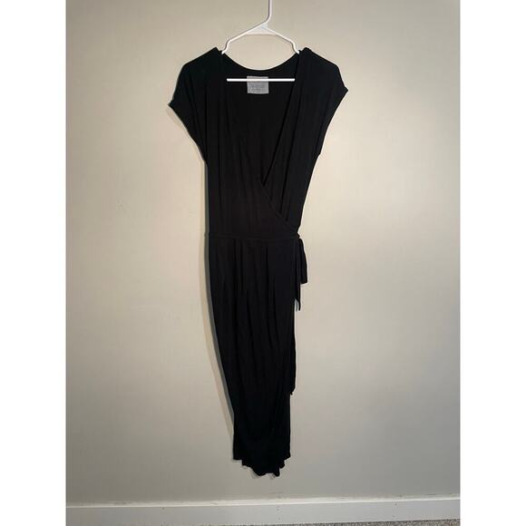 Tonlé Lotus Wrap Dress in Black Ethically Made - Picture 2 of 11